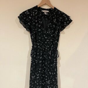 H&M Women’s Black Floral Print Mini Sundress with Flutter Sleeves, Size 0